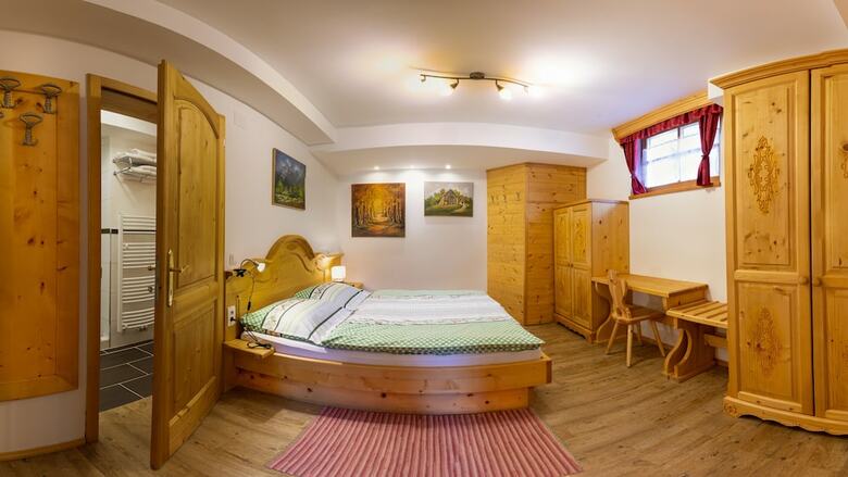 Villa Flora Apartments