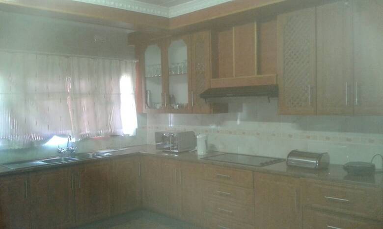 Hotel Den View Guest House