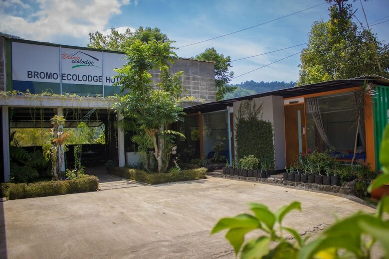 Bromo Ecolodge Hotel