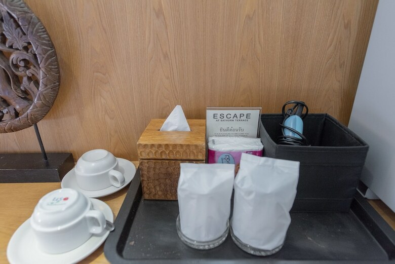 Hotel Escape At Sathorn Terrace