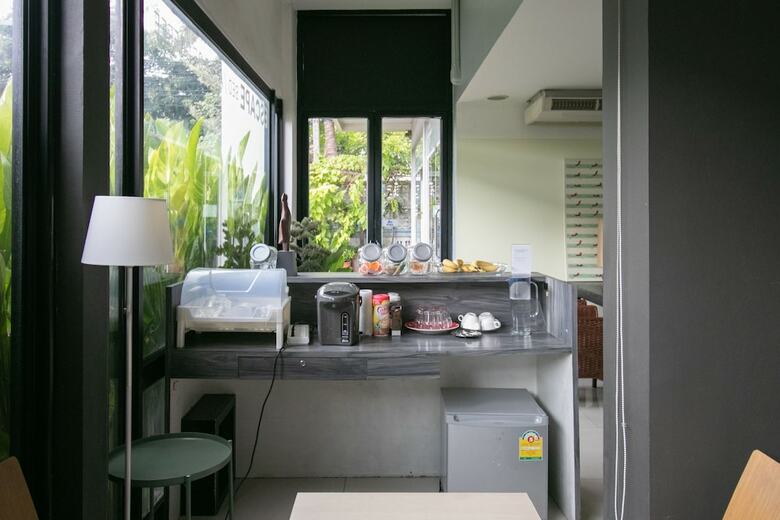 Hotel Escape At Sathorn Terrace