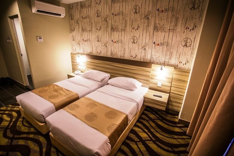 Victory City Hotel