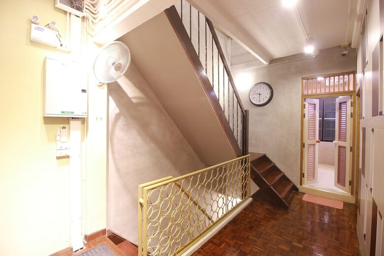 Hostal 168 Hostel