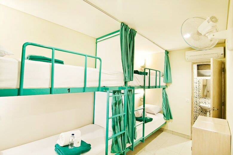 Hostal Bread & Jam Hostel