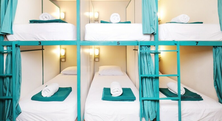 Hostal Bread & Jam Hostel