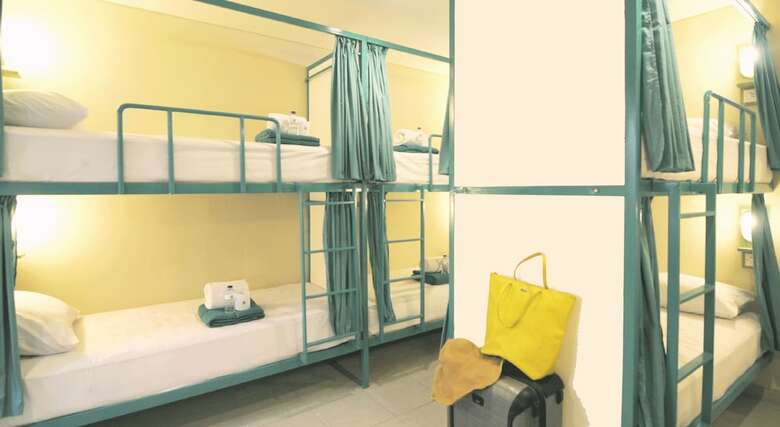 Hostal Bread & Jam Hostel