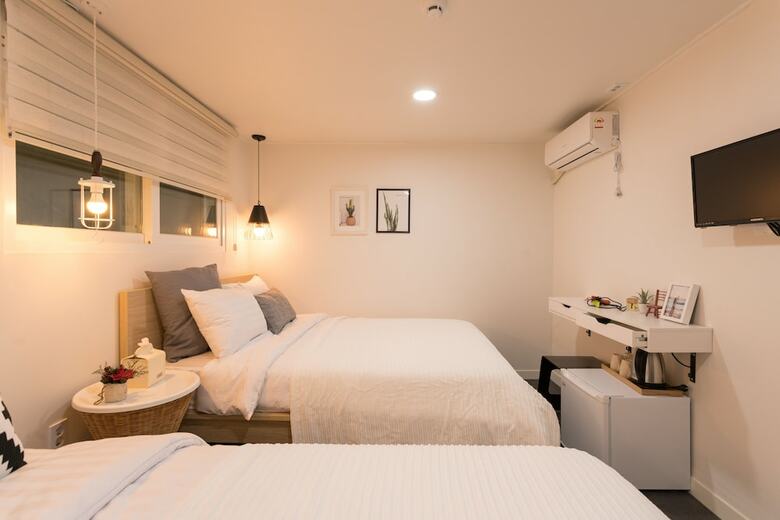 Hotel Neat House