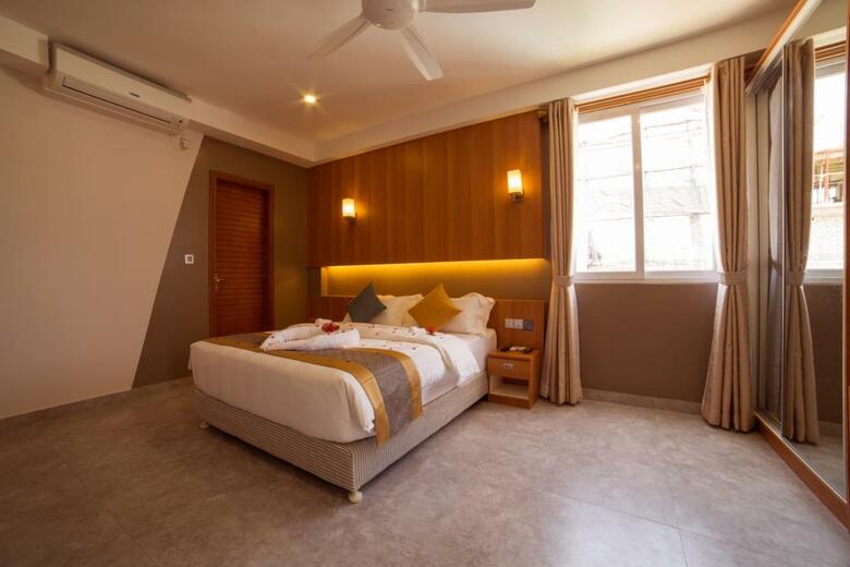 Hotel Kuredhi Beach Inn