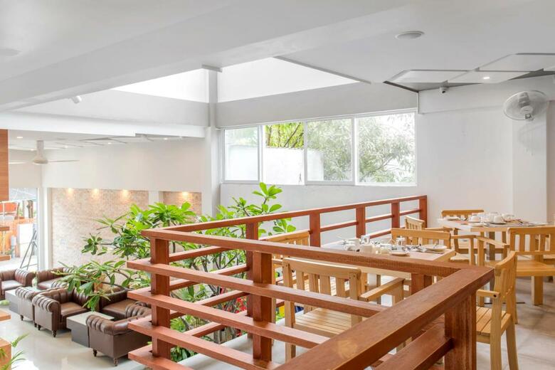 Hotel Kuredhi Beach Inn