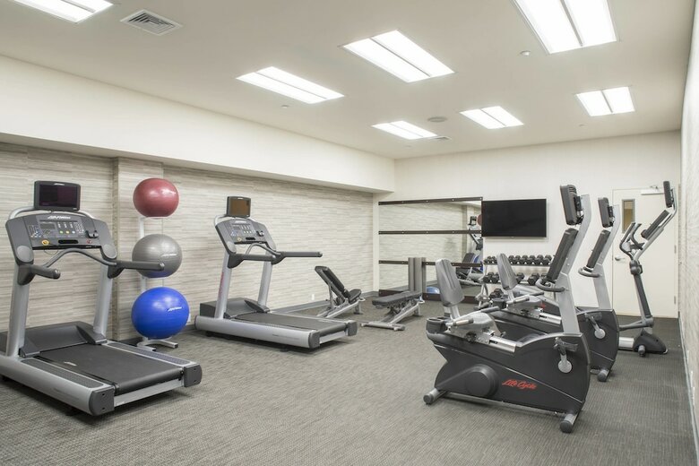 Hotel Courtyard By Marriott New York Queens/fresh Meadows