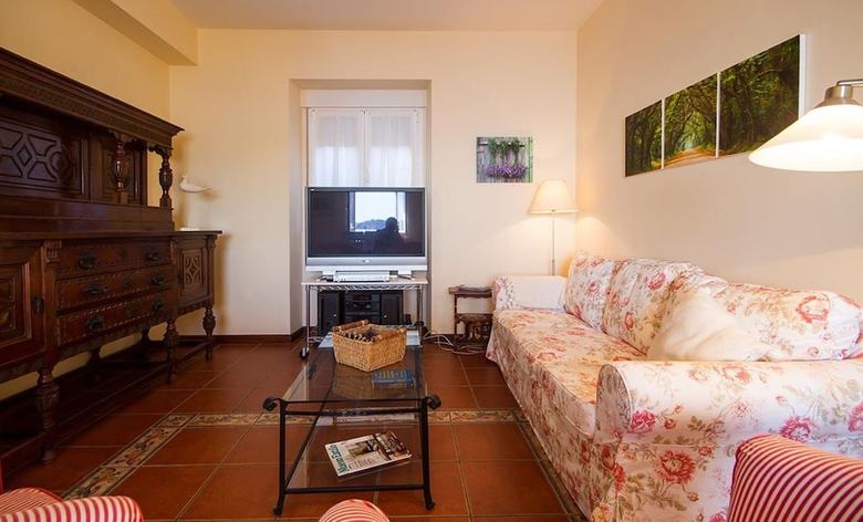 Villa In Dumbria A Coruna 101631 By Mo Rentals