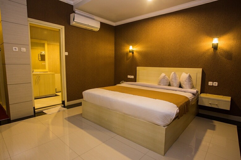 Hotel Raja Residence