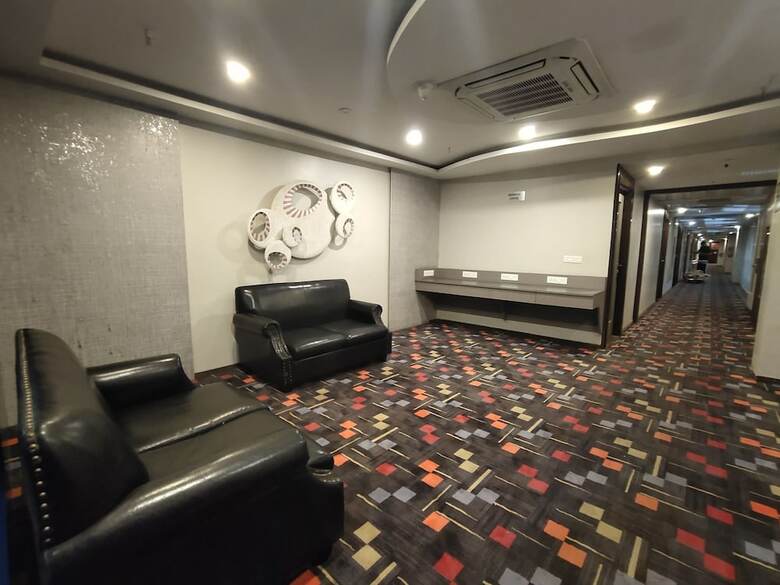 Hotel Regenta Inn
