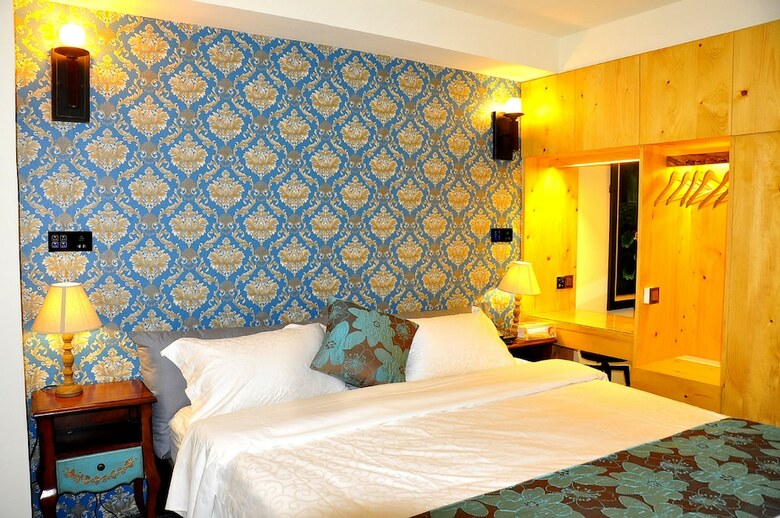 Hotel Amando Inn
