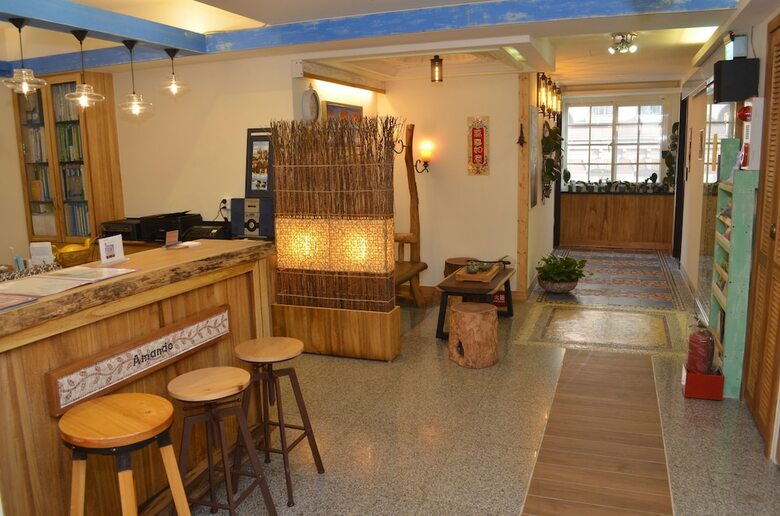 Hotel Amando Inn