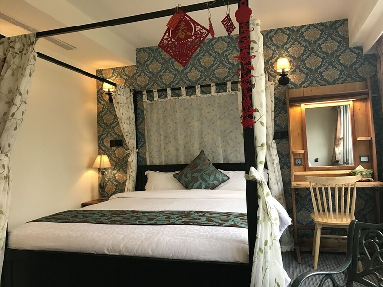 Hotel Amando Inn