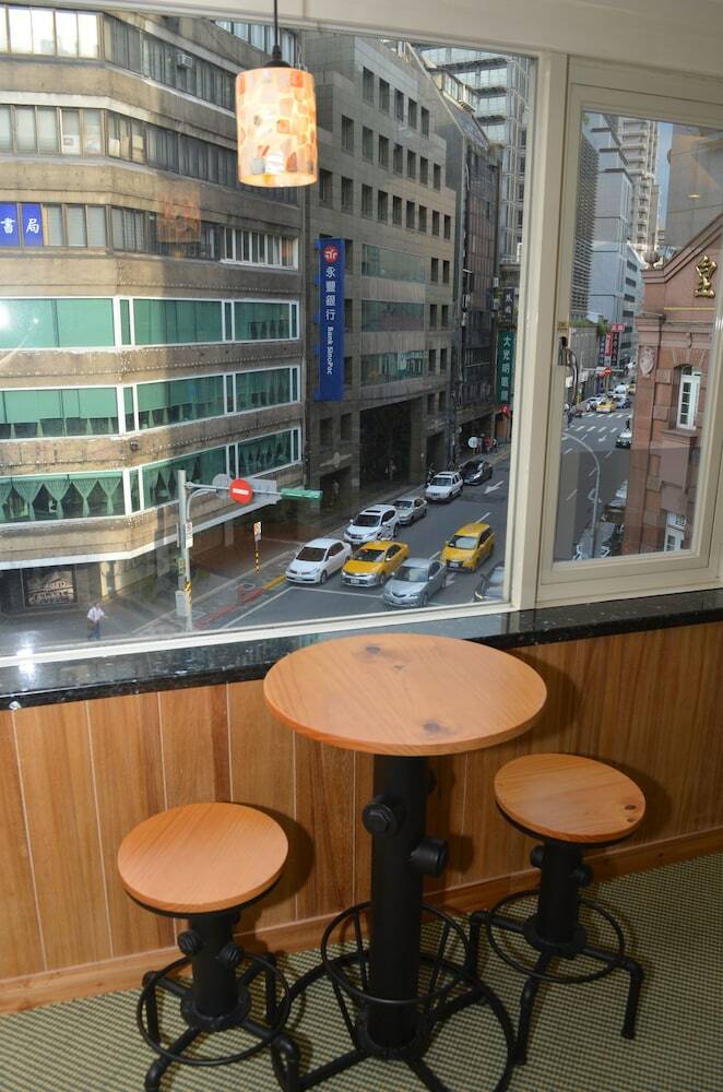 Hotel Amando Inn
