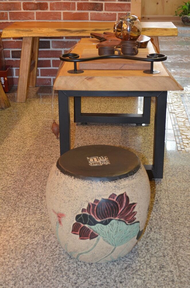 Hotel Amando Inn