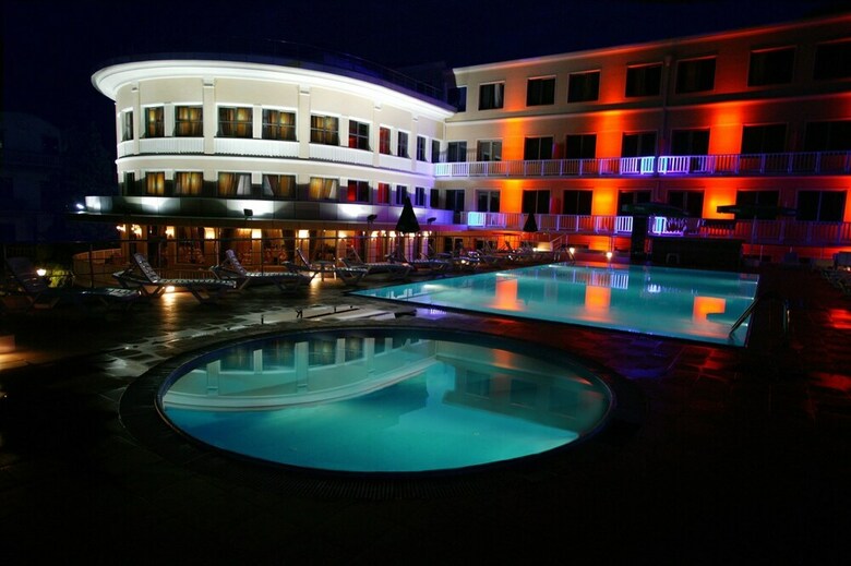 Intourist Batumi Hotel & Casino