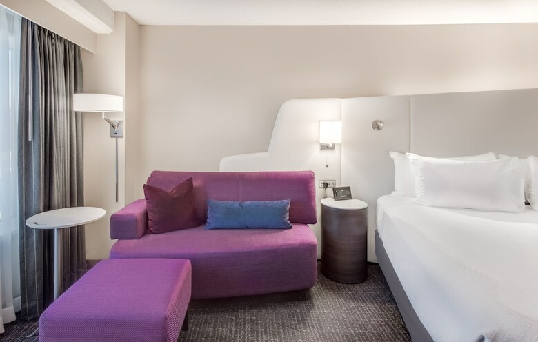 Hotel Crowne Plaza Cleveland At Playhouse Square