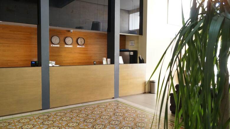 El Hotel Business Class