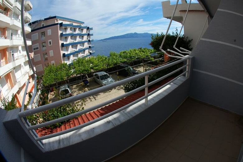 Apartamentos Vila Alvin