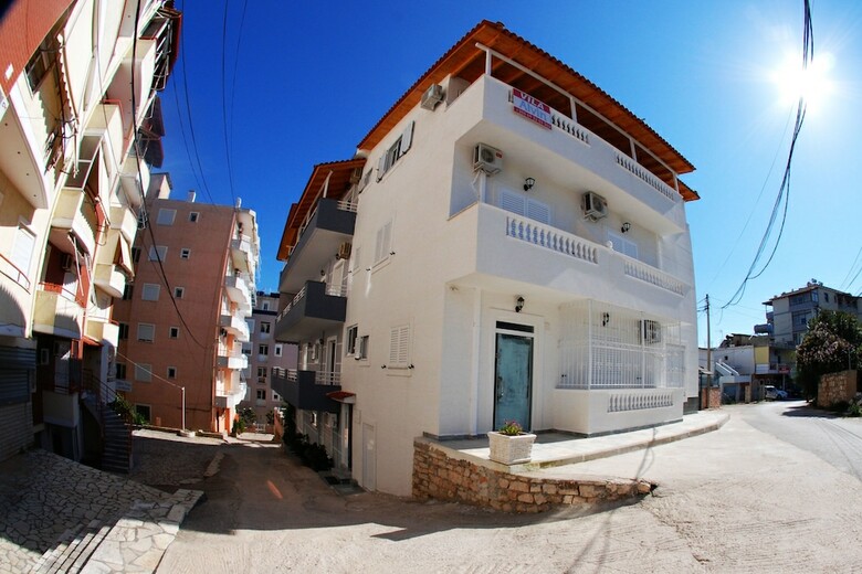 Apartamentos Vila Alvin
