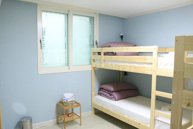 Hostal Korus Guesthouse - Hostel