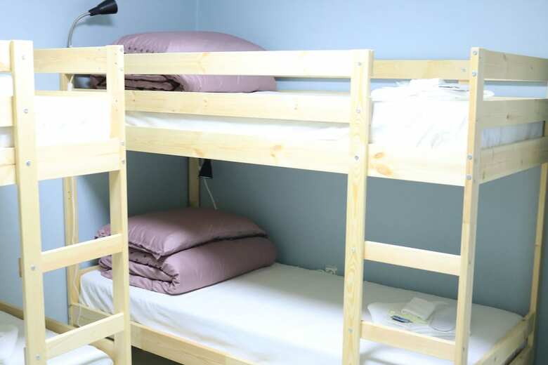 Hostal Korus Guesthouse - Hostel