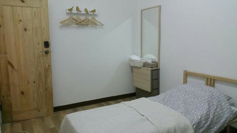 Hostal Green Home Hostel