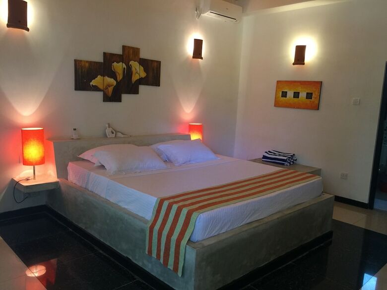 Hotel Flower Garden Eco Village