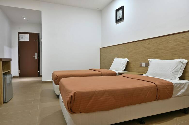Cenang View Hotel