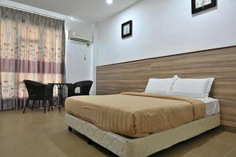 Cenang View Hotel