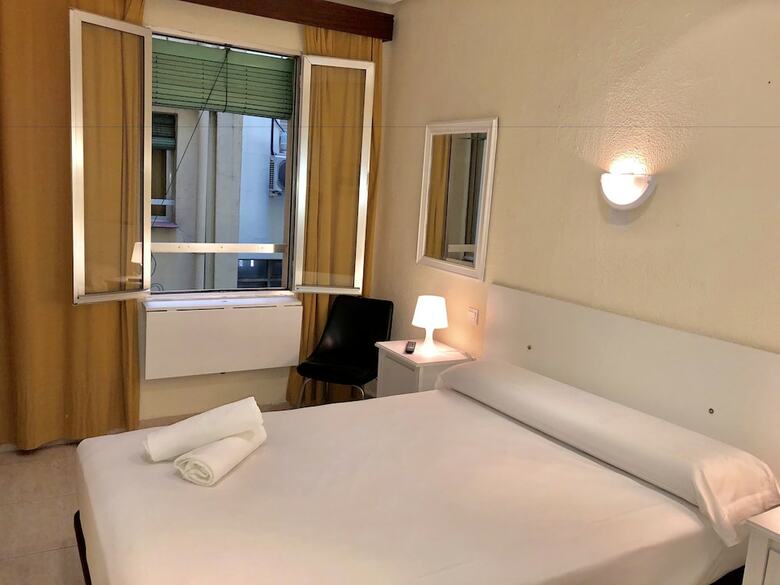 Hostal Arriaza
