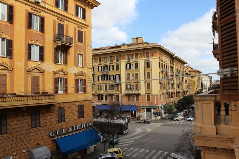 Bed & Breakfast Ferrari Home
