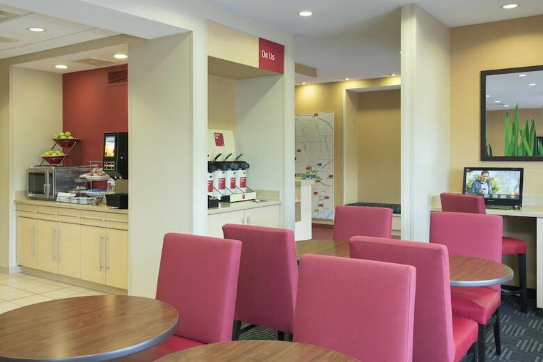 Hotel Towneplace Suites By Marriott Kalamazoo