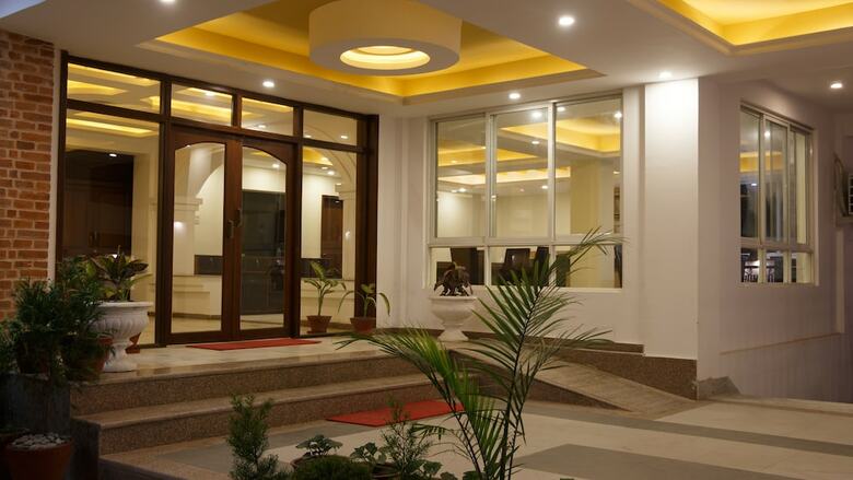 Dom Himalaya Hotel