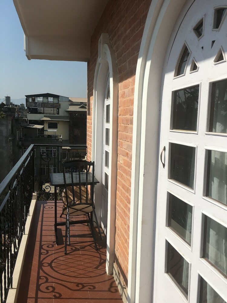 Dom Himalaya Hotel