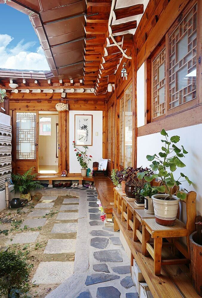 Hotel Inwoo House