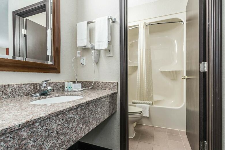 Hotel Quality Inn Commerce