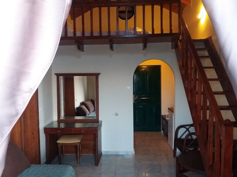 Hotel Diogenis Blue Palace