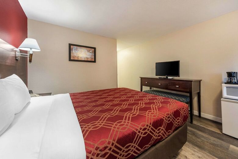 Hotel Econo Lodge Bay Breeze