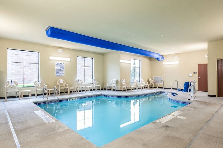 Cobblestone Hotel & Suites ? Stevens Point