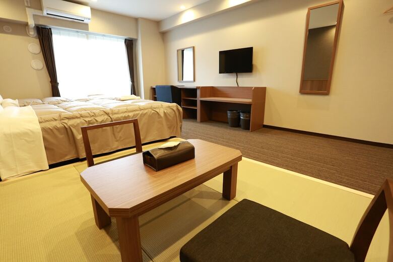Aparthotel The Base Sakaihigashi Apartment Hotel