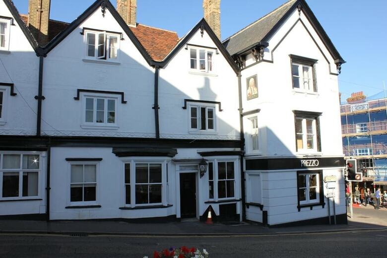 George Hotel