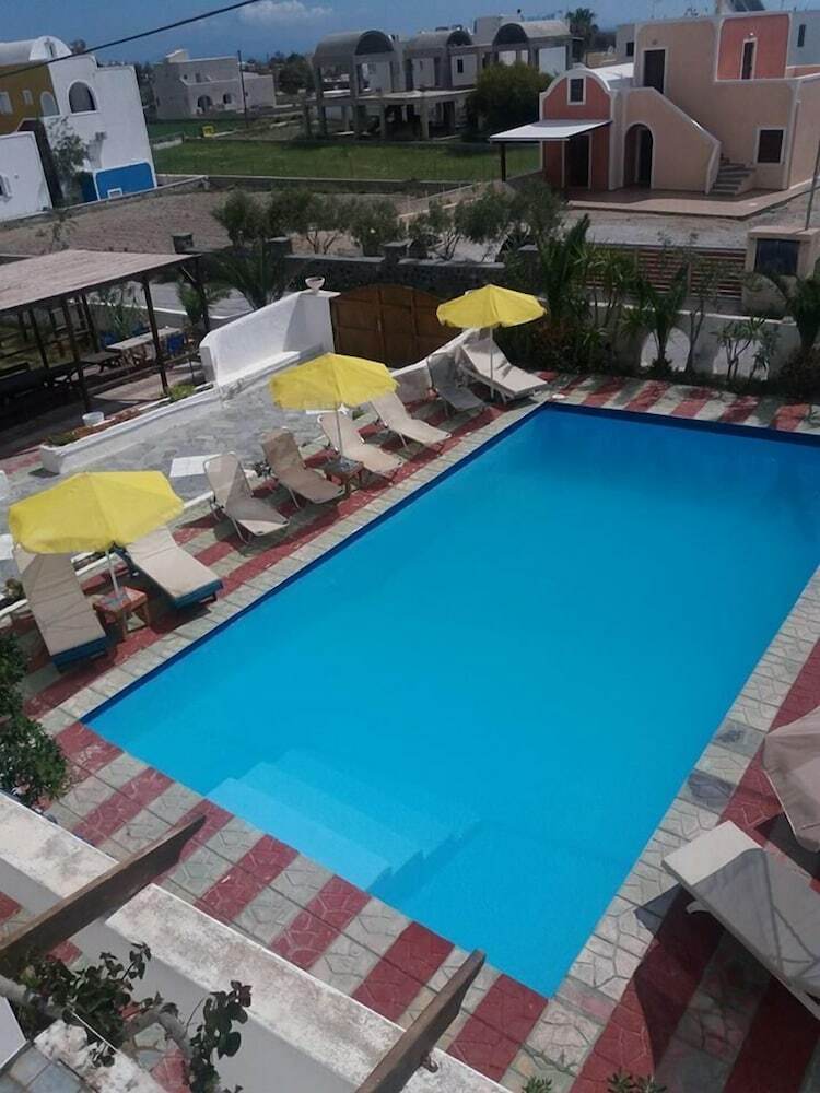 Hotel Santorini Breeze
