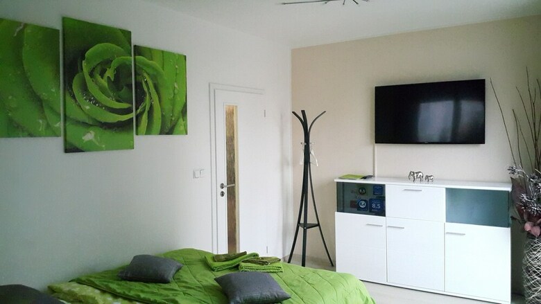 Apartamentos Bastien Studio Near Airport