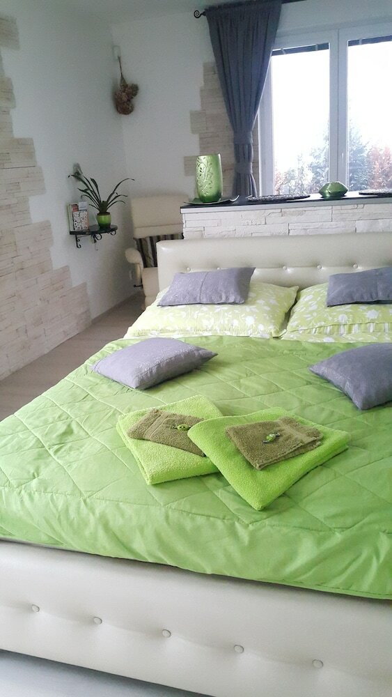 Apartamentos Bastien Studio Near Airport