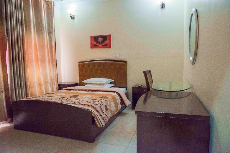 Amaris Hotel