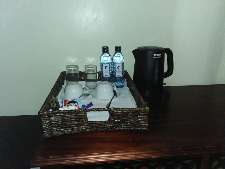 Tea Tot Paradise Hotel